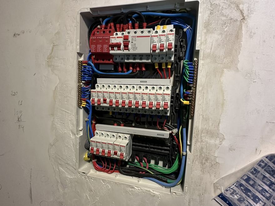Ilhas do Lago — Quadro elétrico novo, com DR e DPS