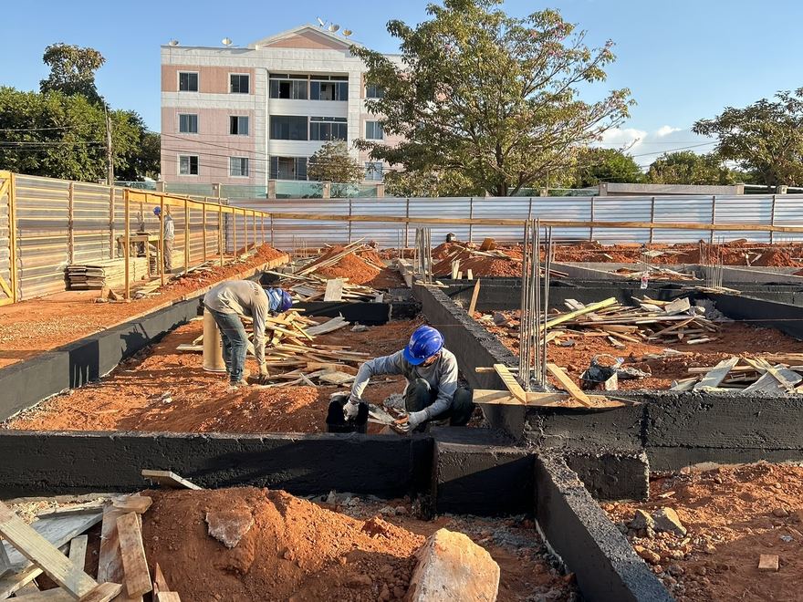Jardins Open Mall — Baldrames e formas de fundação